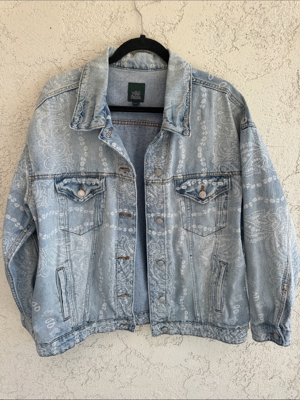 wild fable Light Blue Paisley Bandanna Print Denim Jacket size Large
